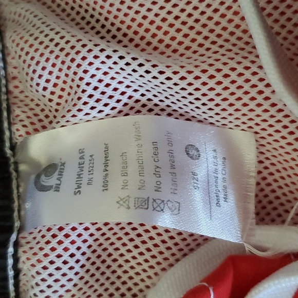 Lifeguard swim trunks men's or teenage boy's - Picture 6 of 6